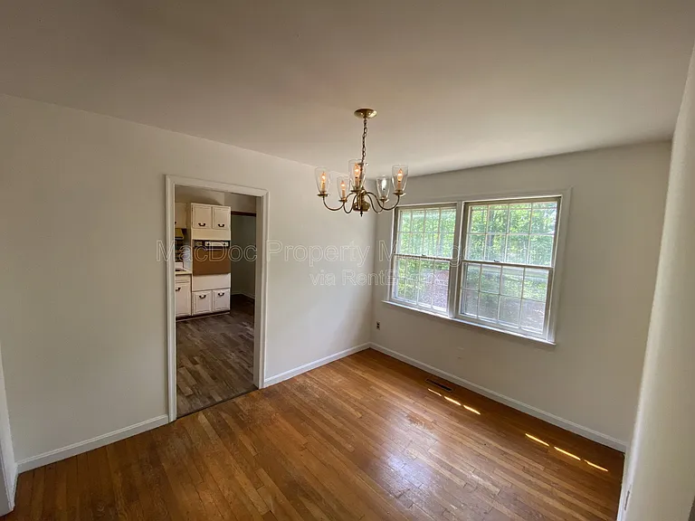 219 Bells Hill Rd — Photo 9