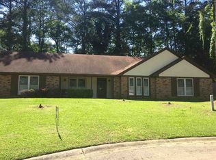 141 Yorkshire Dr, Jackson, MS 39212