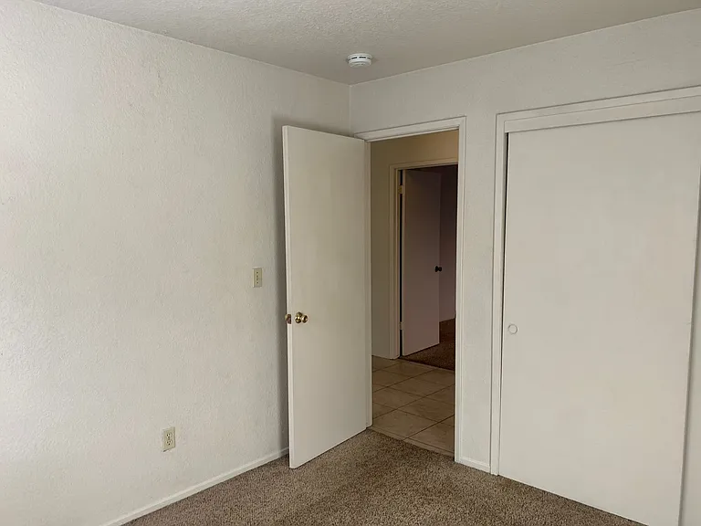 3904 Monteview Dr — Photo 22
