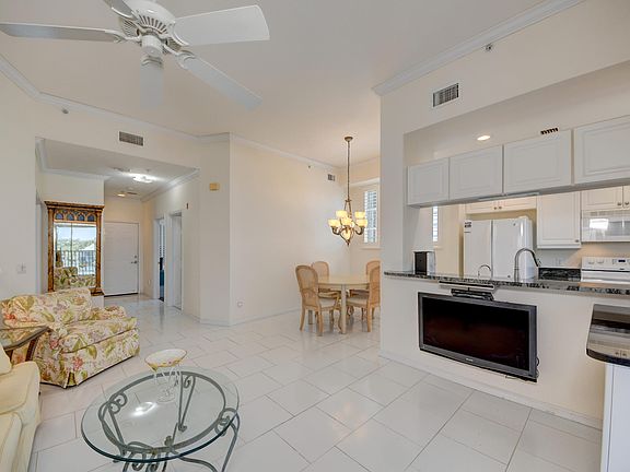 4th image of 5799 NE Island Cove Way APT 1401