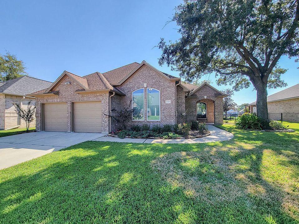 1st image of 13653 Lakeside Place Dr