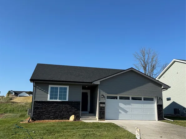 703 W Wright Rd, Norwalk, IA 50211