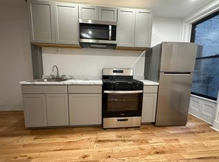 1717 Linden St #1L, Ridgewood, NY 11385