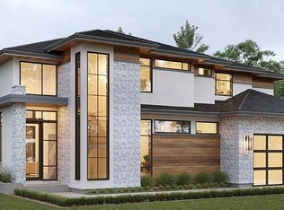 169 Lawrence Dr, Paramus, NJ 07652