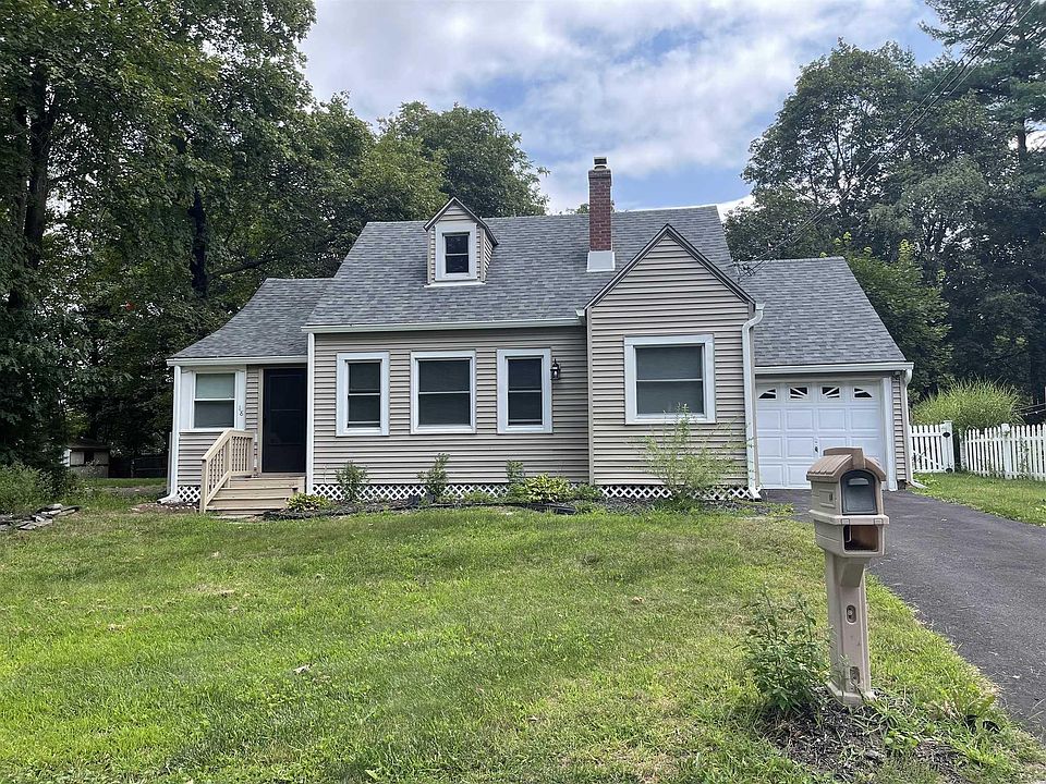 1st image of 18 Cedar Dr