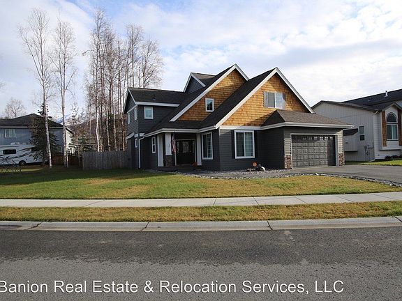 2nd image of 13617 Charmley Cir