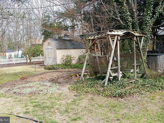 3rd image of 559 Arundel Dr