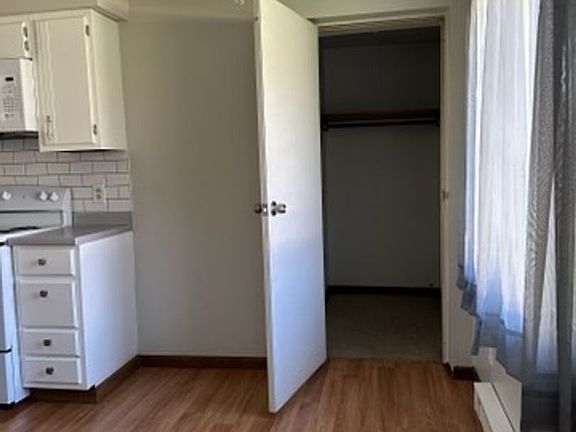 3rd image of 11 Tudor Ln #17-7