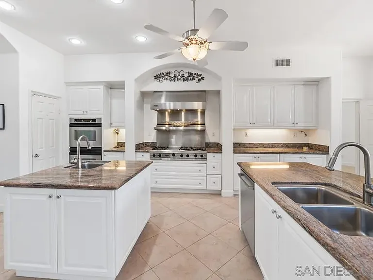 9230 Island Pine Way — Photo 20