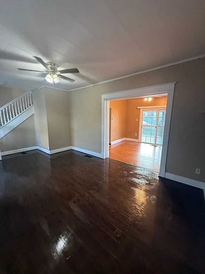 2-Bedroom 1 Bath House with Spacious Entertaining Porch — Photo 4