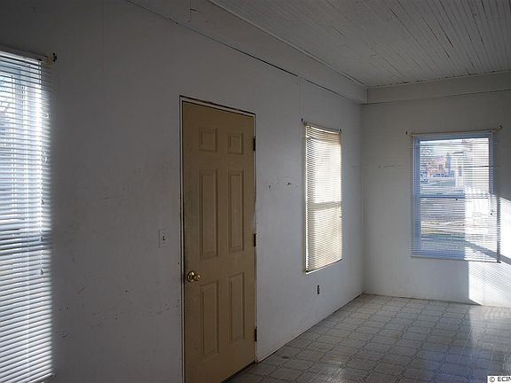 2nd image of 518 1st Ave E