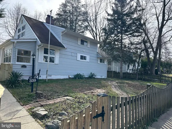 339 Dean Dr, Rockville, MD 20851