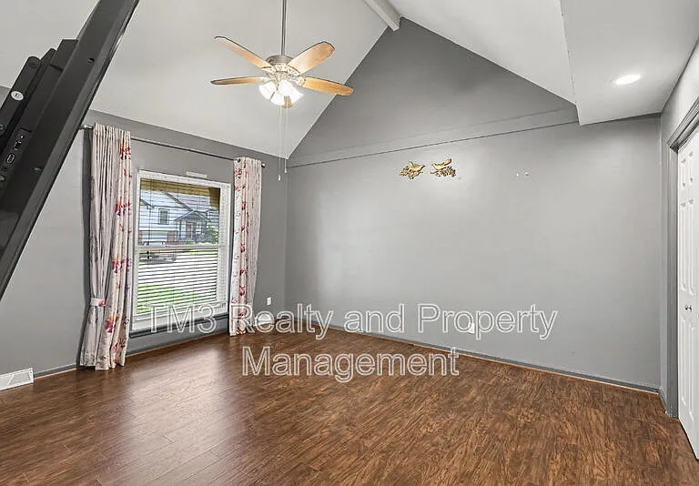 16616 W 144th St — Photo 13