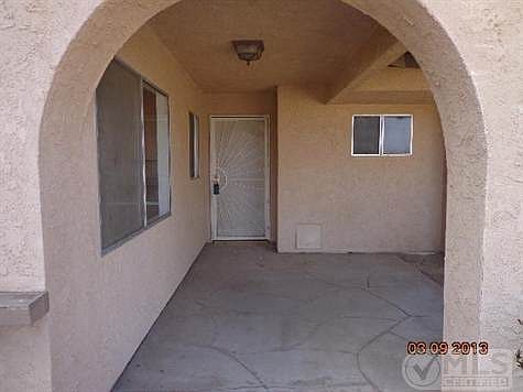 2nd image of 10722 Cottonwood Ave