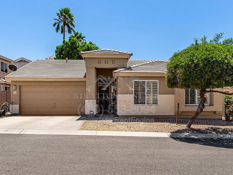 6631 E Rhodes St — Photo 1