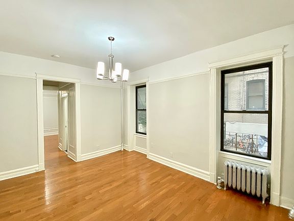 2nd image of 326 Lincoln Pl #11E