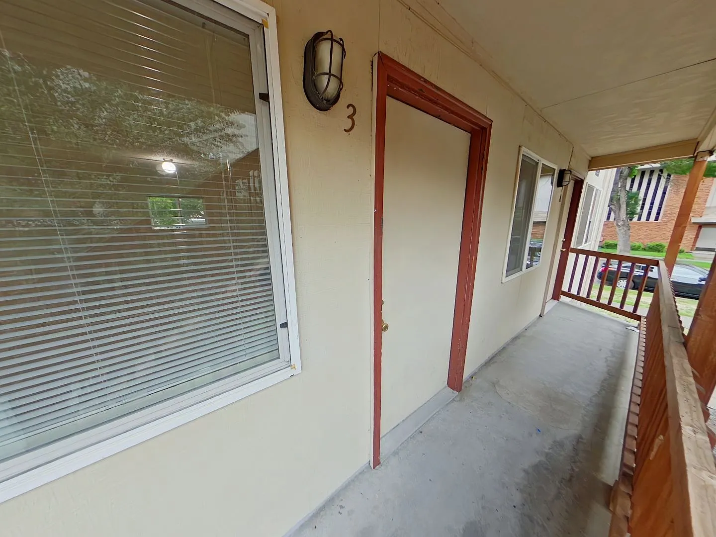 502 East 15th Ave — Photo 4