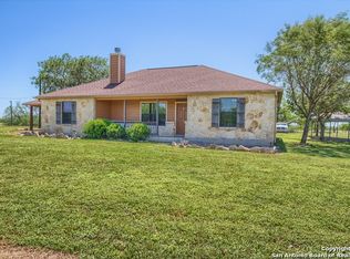 4445 Woelke Rd, Seguin, TX 78155