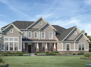 6 Woodmere Rd, Upper Saddle River, NJ 07458