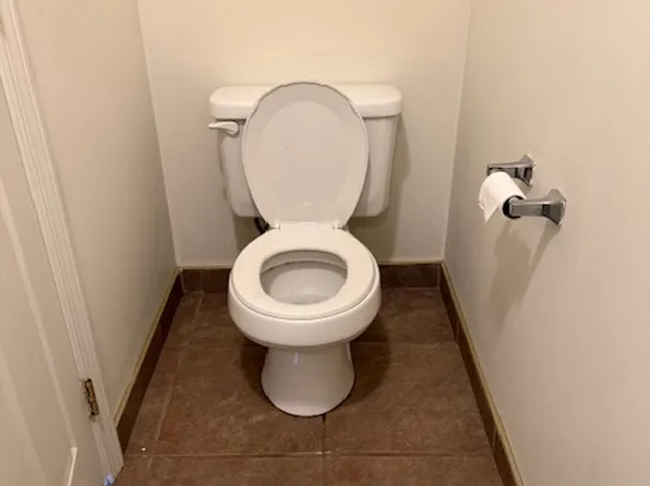 408 E Hester St #4, Carbondale, IL 62901