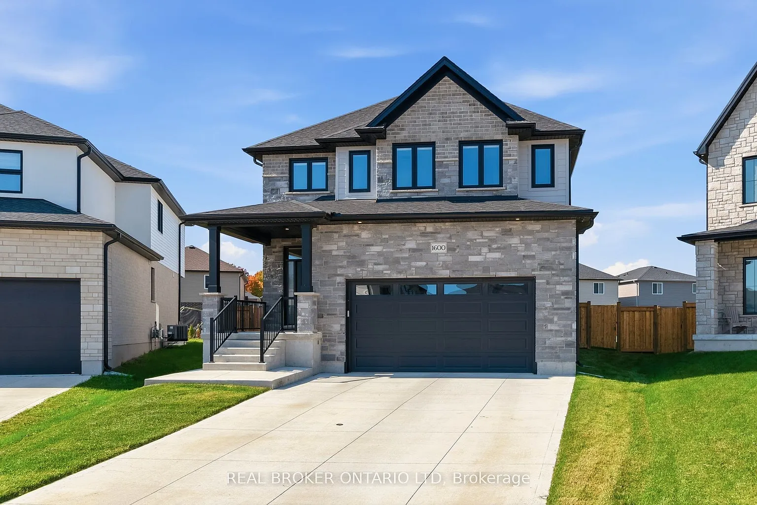 1600 Medway Park Dr photo 1