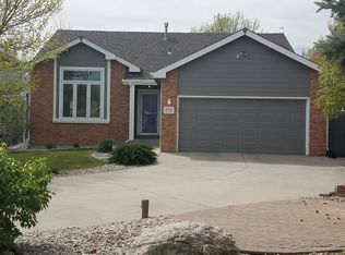 2733 Holly Pl, Fort Collins, CO 80526