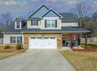 140 Bristle Oaks Dr, Raeford, NC 28376