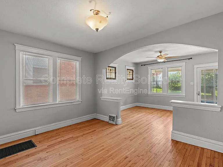 6263 Hoffman Ave #6263 — Photo 11