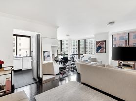 300 E 64th St