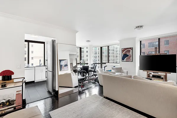 Rented by Cooper & Cooper Real Estate | media 9