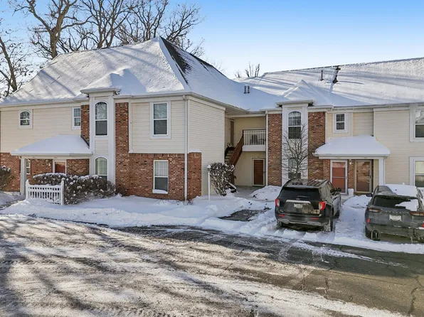 659 Forest Glen Dr, Valparaiso, IN 46385