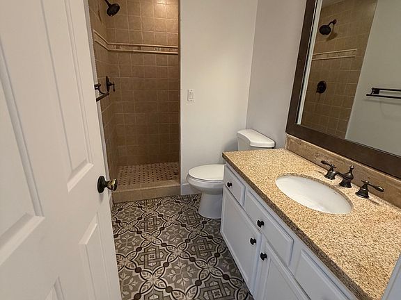 4th image of 1485 N Eagle Creek Way