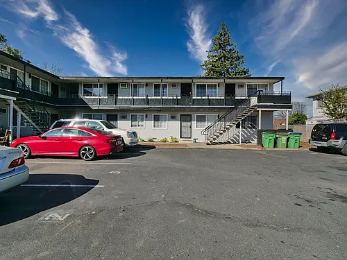 5760 Nina Way Photo 1