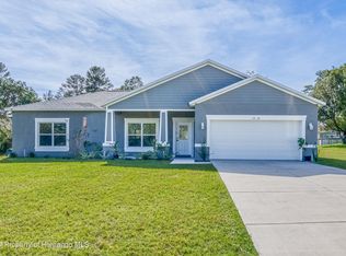 10416 Gypsy Ave, Weeki Wachee, FL 34613