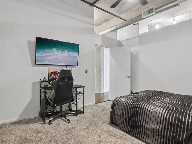 1528 S Wabash Ave #405 — Photo 9
