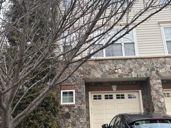 11123 Wortham Crest Cir, Manassas, VA 20109