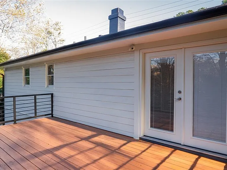 3599 Lower Roswell Rd — Photo 33