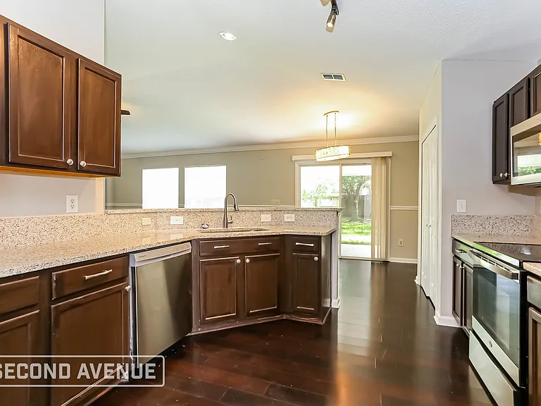876 Bonaparte Landing Ct — Photo 2