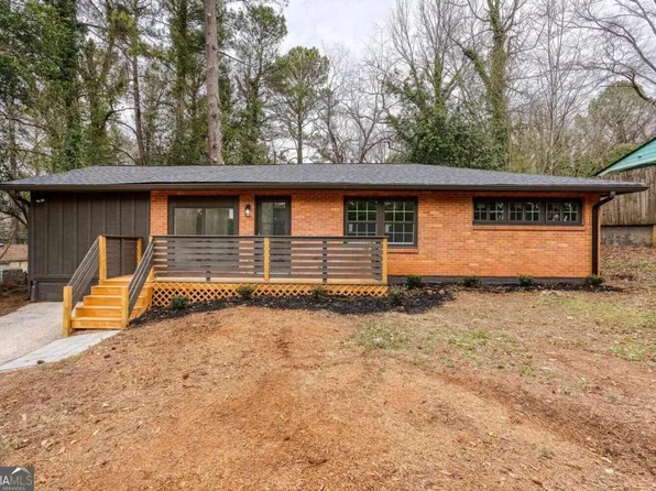 3418 Pinehill Dr, Decatur, GA 30032