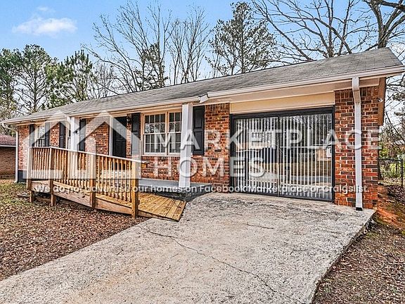3rd image of 8219 Sussex Dr