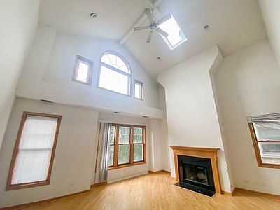2nd image of 2728 N Wayne Ave #1