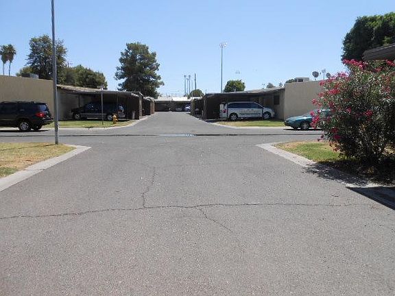5th image of 3325 W Del Monico Ln