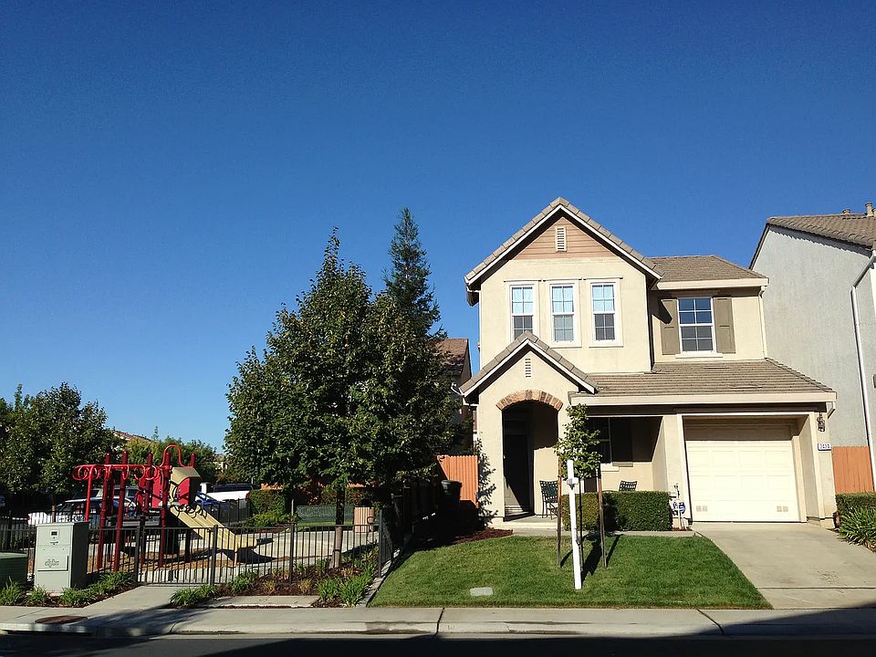 1st image of 2424 Snowberry Cir