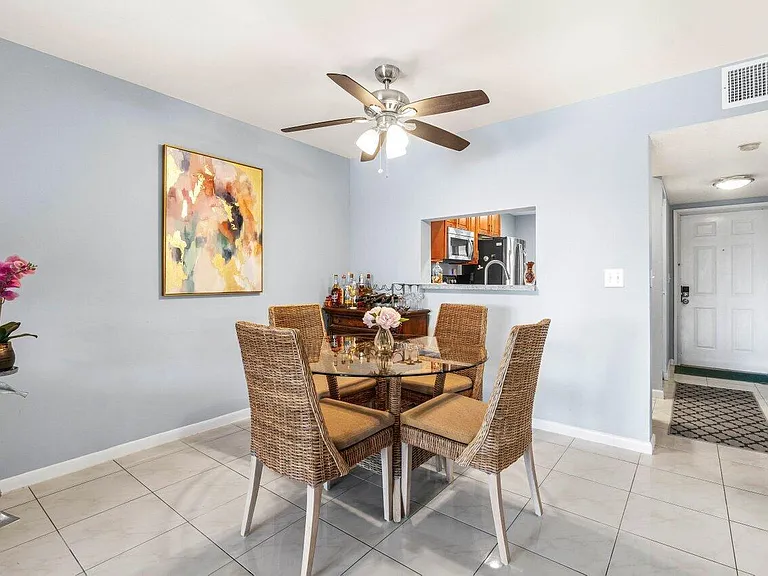 5884 Morningstar Cir #205 — Photo 11