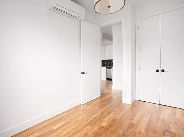 10 West 122nd Street image 7 of 10