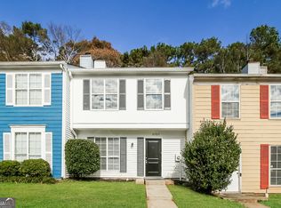 5707 Wells Cir, Stone Mountain, GA 30087