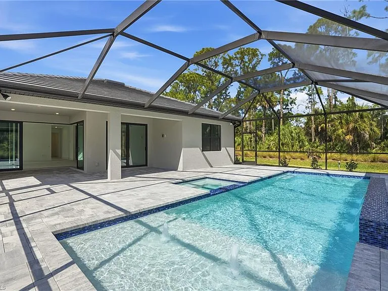 2148 Sequoia Ct — Photo 32