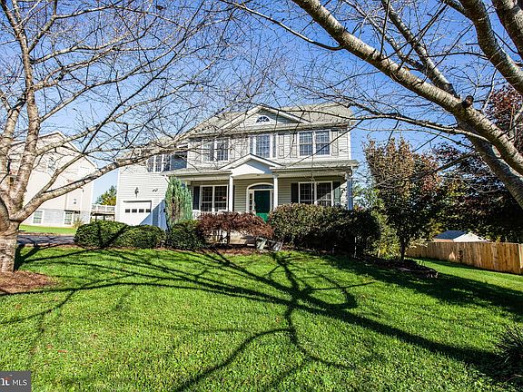 3rd image of 10714 Chancellorville Dr