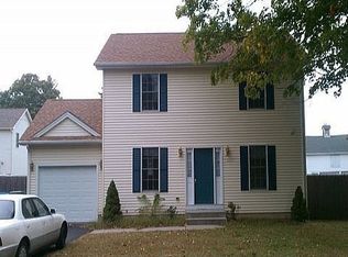 1195 Allen St, Springfield, MA 01118