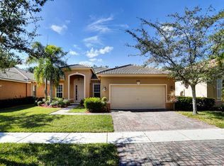4441 W Whitewater Ave, Weston, FL 33332